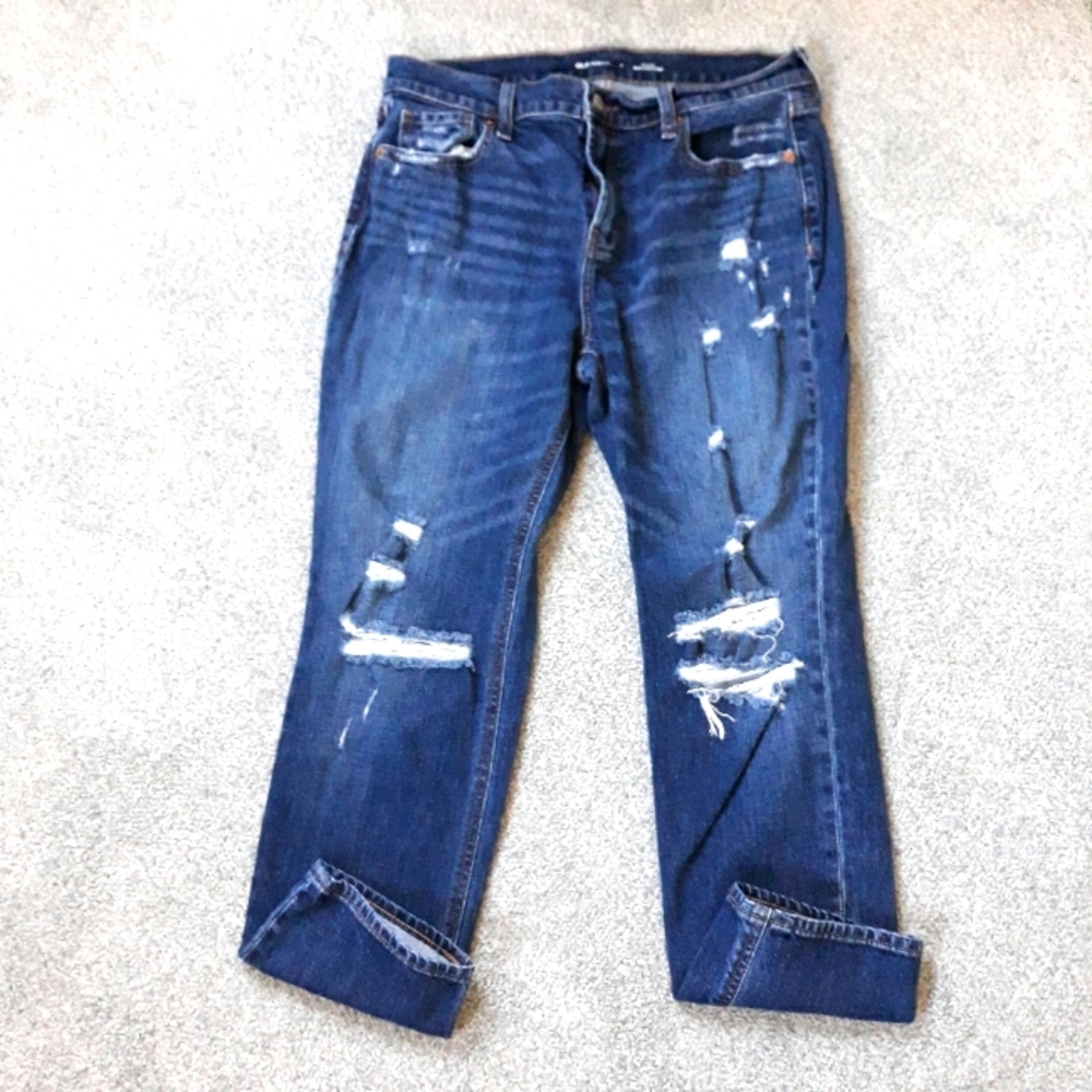 Old Navy Distressed Boyfriend Jeans size 6